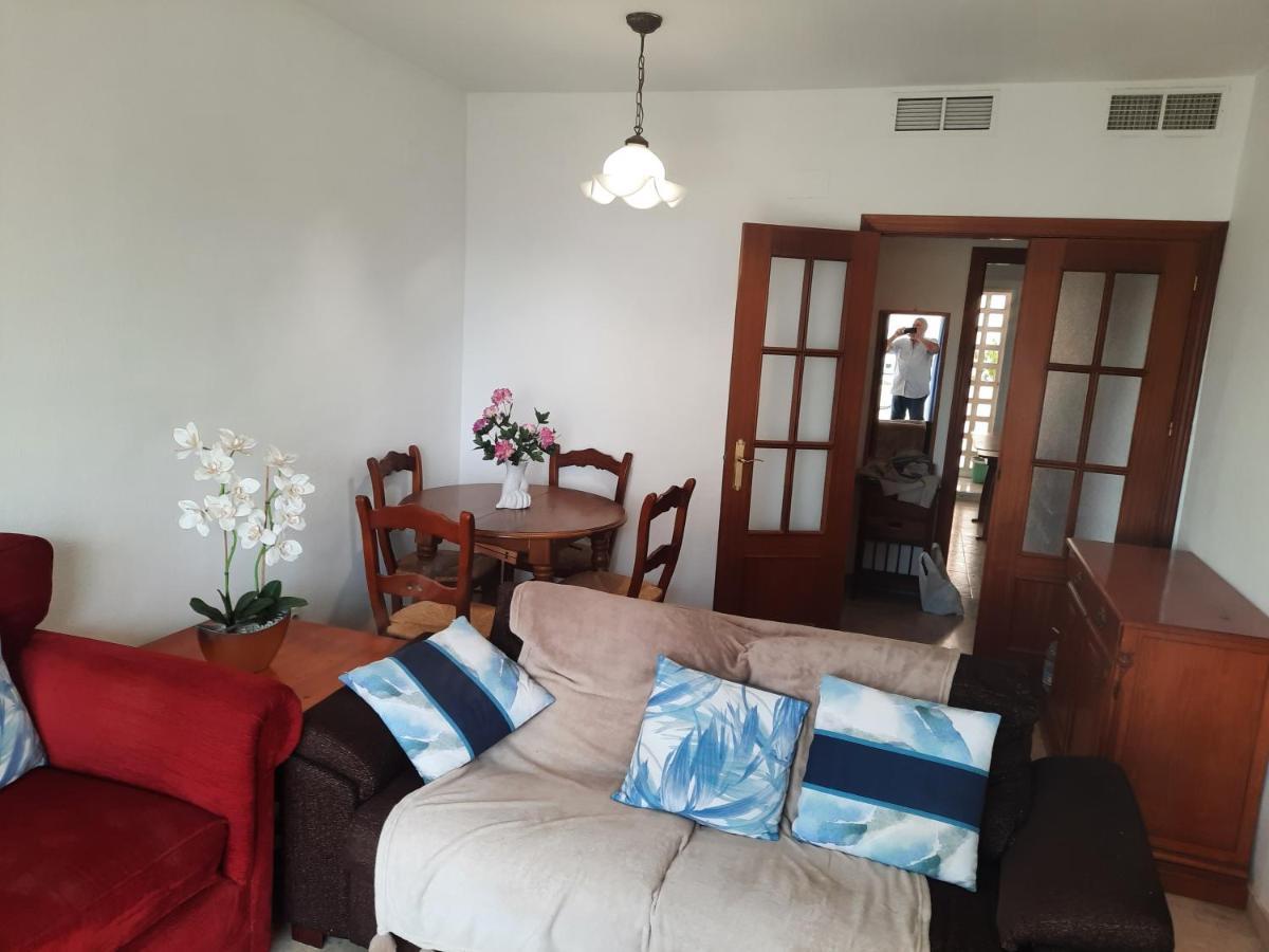 Central 2-Bed Apartment In Estepona Port מראה חיצוני תמונה