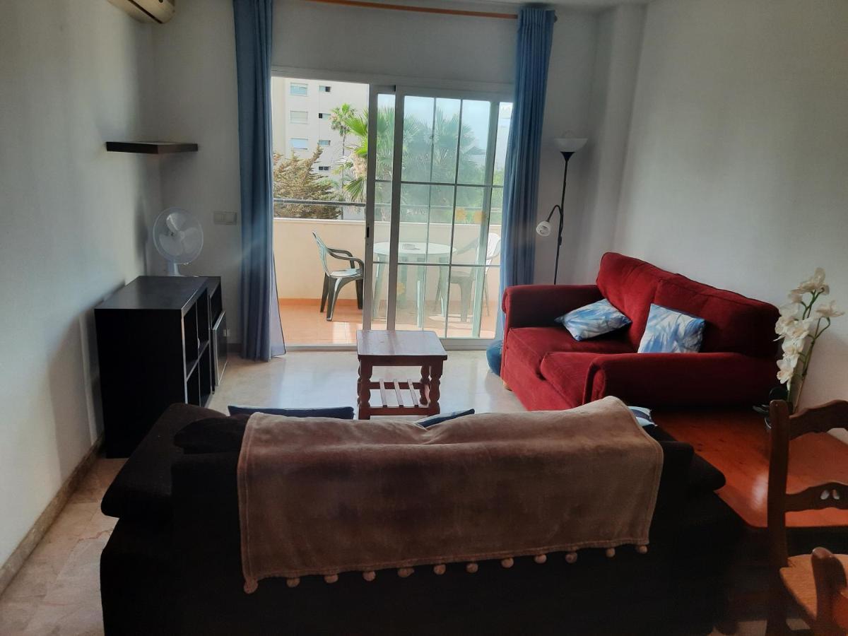 Central 2-Bed Apartment In Estepona Port מראה חיצוני תמונה